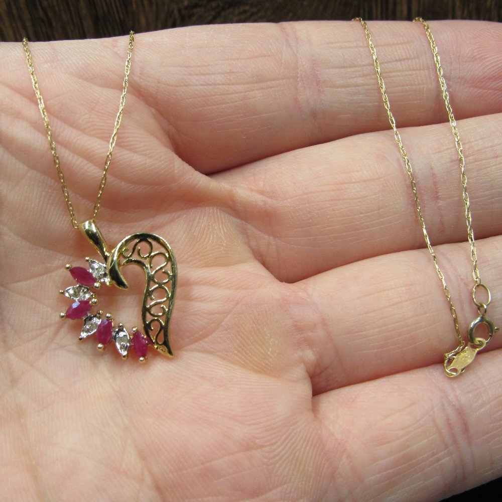18" 10K Gold Ruby & Diamond Chip Heart Necklace - Picture 2 of 6